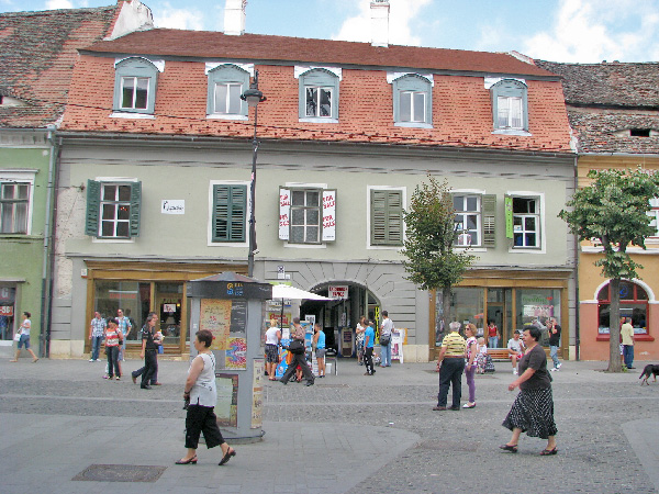 Sibiu - Sediul redactiei revistei "De Toate Pentru Toti" Sediul 'De Toate Pentru Toti' din Sibiu